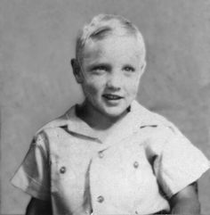  Young Elvis As A Natural Blonde