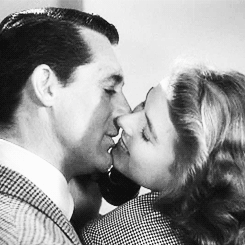 Cary and Ingrid baciare Scene