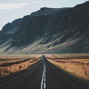  Iceland, where no stretch of road is boring.
