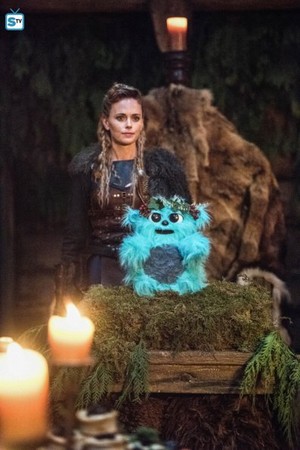  Legends of Tomorrow - Episode 3.09 - Beebo the God of War - Promo Pics