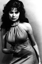  Madeline Smith/Miss Caruso