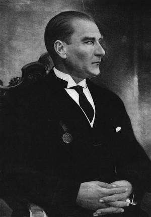  Mustafa Kemal Atatürk (1881 – 1938)