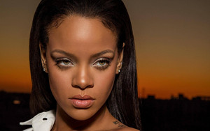  Rihanna Fenty beauty