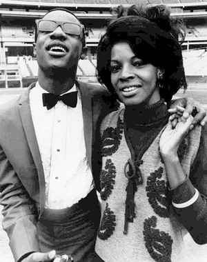  Stevie And Martha Reeves