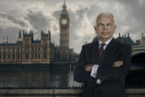  William Devane as President James Heller - Live Another دن