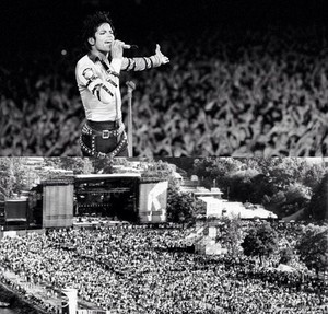  World's Biggest Superstar - Michael Jackson