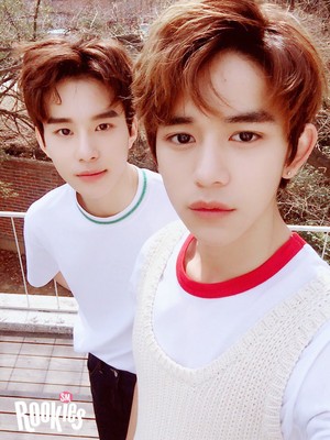  jungwoo and lucas
