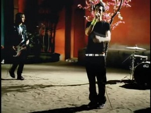  this 爱情 (music video)