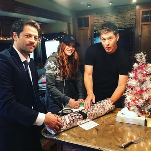  Jensen, Danneel and Misha