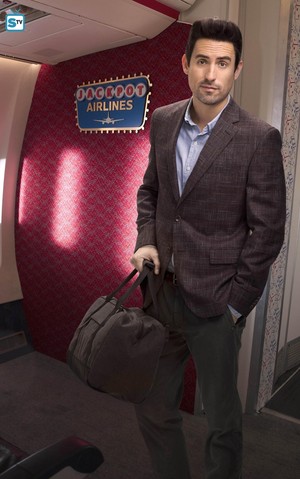  LA to Vegas - Season 1 Cast Portrait - Ed Weeks as Colin