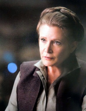  Leia in SW:The Force Awakens
