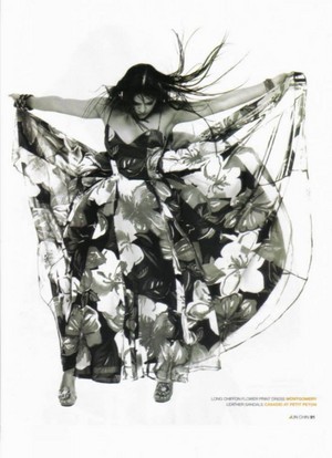  Michelle Rodriguez - Chin Magazine Photoshoot - 2005
