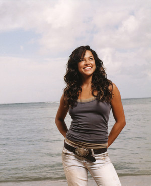  Michelle Rodriguez - Остаться в живых Photoshoot - 2005