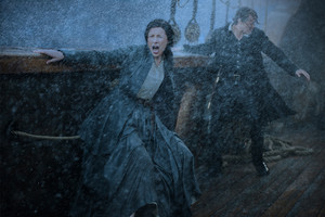  Outlander "Eye of the Storm" (3x13) promotional picture