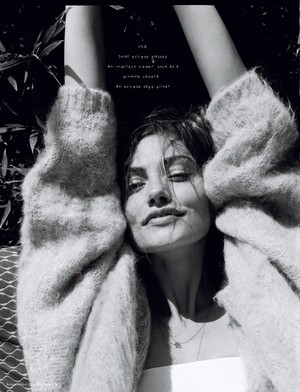  Phoebe Tonkin — So It Goes Magazine #10