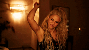  Shakira in ‘Me enamoré’