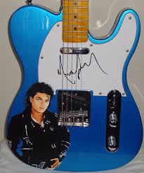  吉他 Autographed 由 Michael Jackson