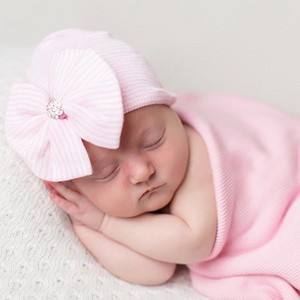  berwarna merah muda, merah muda striped nursery hat fan bow cropped a9abc7d6 4dcd 43be 990f 16dfcd86d1fe large