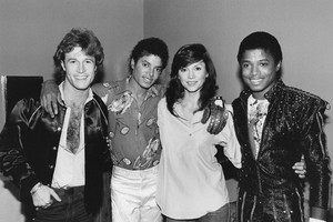 Backstage With Andy Gibb And Victoria Principal 
