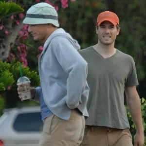  Luke MacFarlane Steps Out with Wentworth Miller27 AUGUST 2007