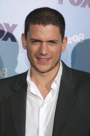  May 15, 2008 - Wentworth Miller at 2008 여우 Upfront - Arrivals, New York City.
