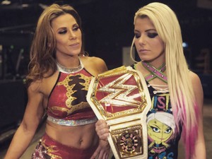  Mickie James And Alexa Bliss