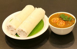 Puttu with kadala curry