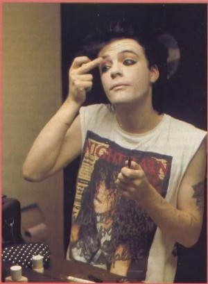  Richard James "Richey" Edwards (22 December 1967 – disappeared c. 1 February 1995)