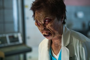  Ash Vs Evil Dead "Booth Three" (3x02) promotional picture