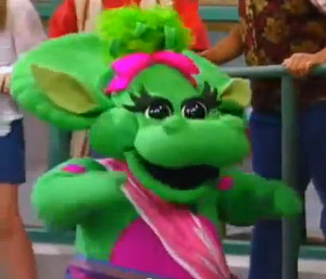  Baby Bop (Barney and Friends)