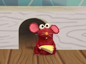  Elmo as a rato (Elmo's World)
