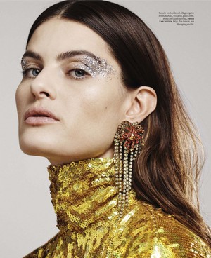  Isabeli Fontana for Elle Magazine [March 2018]