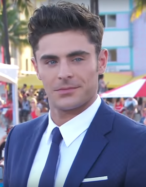  Zac Efron on the red carpet of the Baywatch in Miami 02