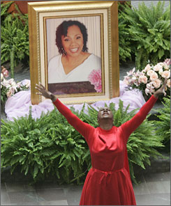  Yolanda King's Funeral Back In 2007