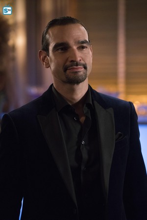  3x02 │"The Powers That Be" │Promo foto's