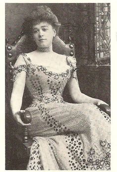  Clara Bloodgood (August 23, 1870 – December 5, 1907)