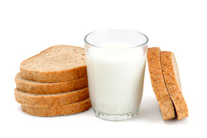  leite And pão
