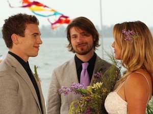  Spinner and Emma get married