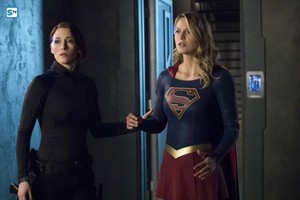  Supergirl - Episode 3.15 - In zoek of Lost Time - Promo Pics