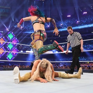  Wrestlemania 34 ~ charlotte Flair vs Asuka