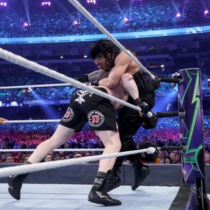  Wrestlemania 34 ~ Roman Reigns vs Brock Lesnar