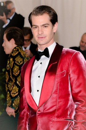  Andrew Garfield attends the Heavenly Bodies: Fashion