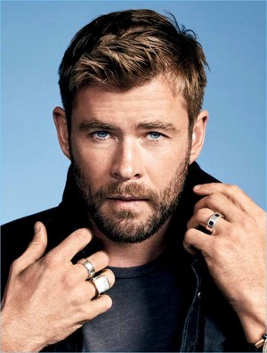  Chris Hemsworth - Men's Journal Photoshoot - 2017