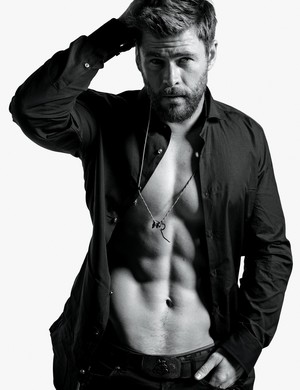 Chris Hemsworth - W Magazine Photoshoot - 2017
