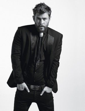  Chris Hemsworth - W Magazine Photoshoot - 2017