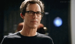  Harrison Wells in "Rogue Time"