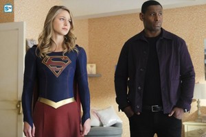  Supergirl - Episode 3.18 - Shelter From the Storm - Promo Pics