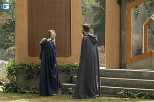  Supergirl - Episode 3.20 - Dark Side of the Moon - Promo Pics