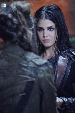 The 100 - Episode 5.06 - Exit Wounds - Promotional Photos