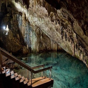  The Camebridge Grotto In Jamaica